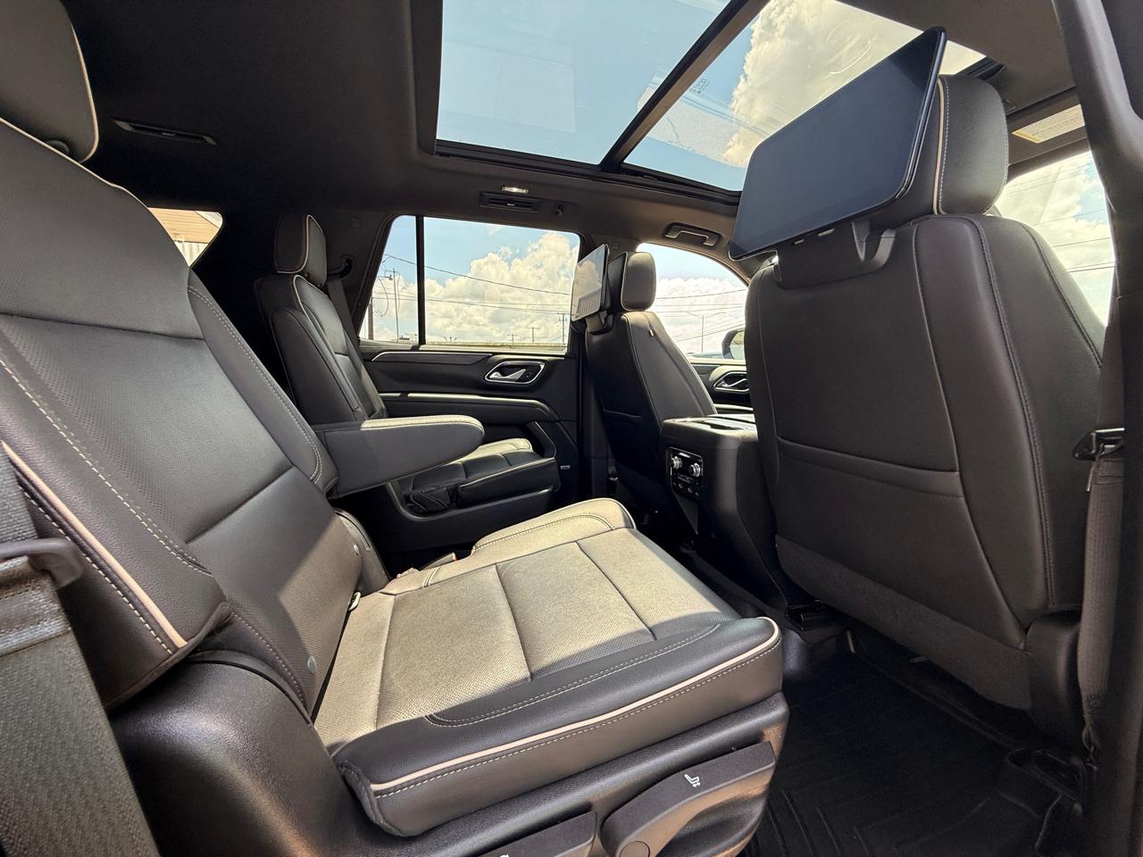 GMC Yukon SLT 2WD 2021