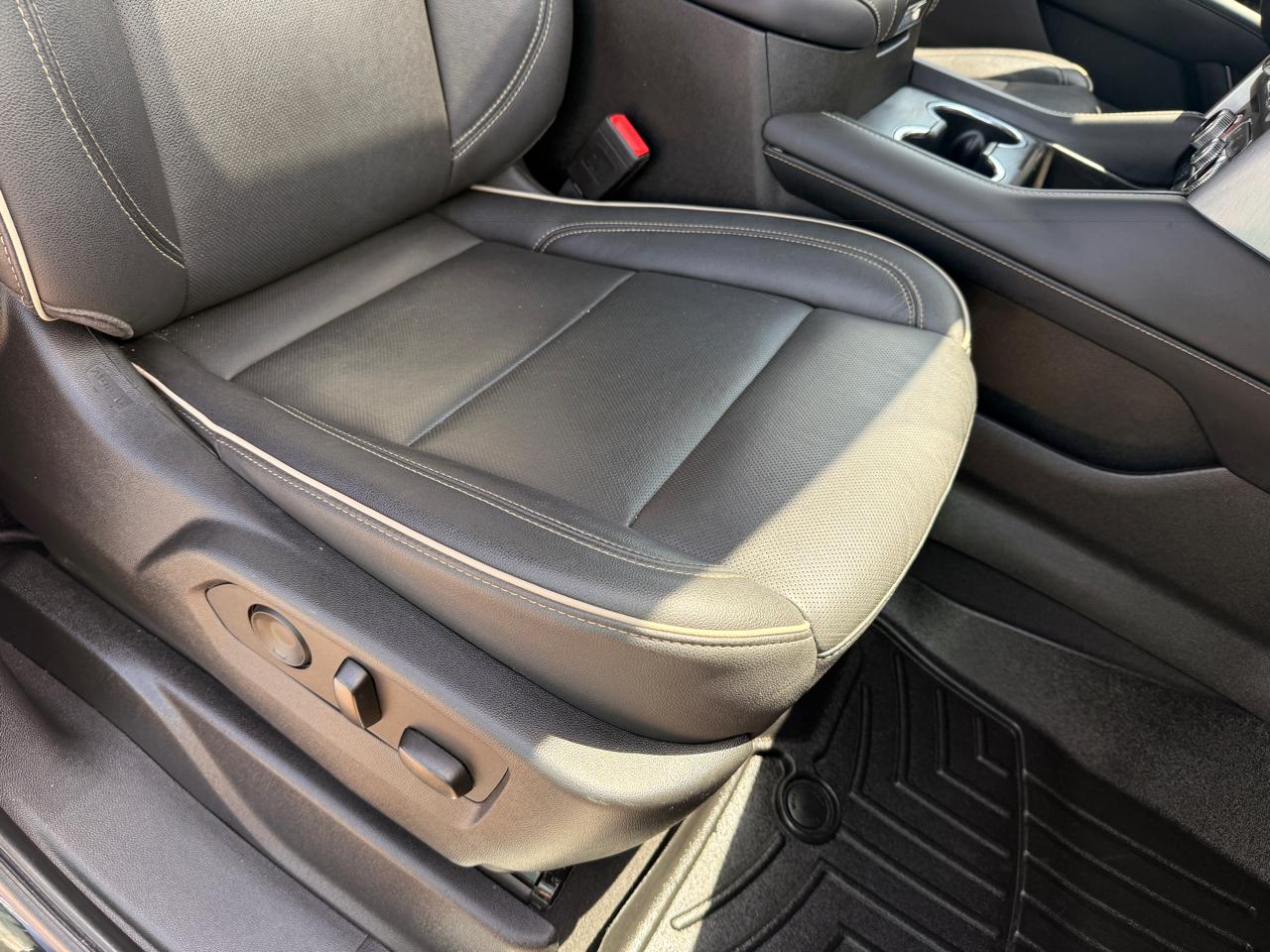 GMC Yukon SLT 2WD 2021
