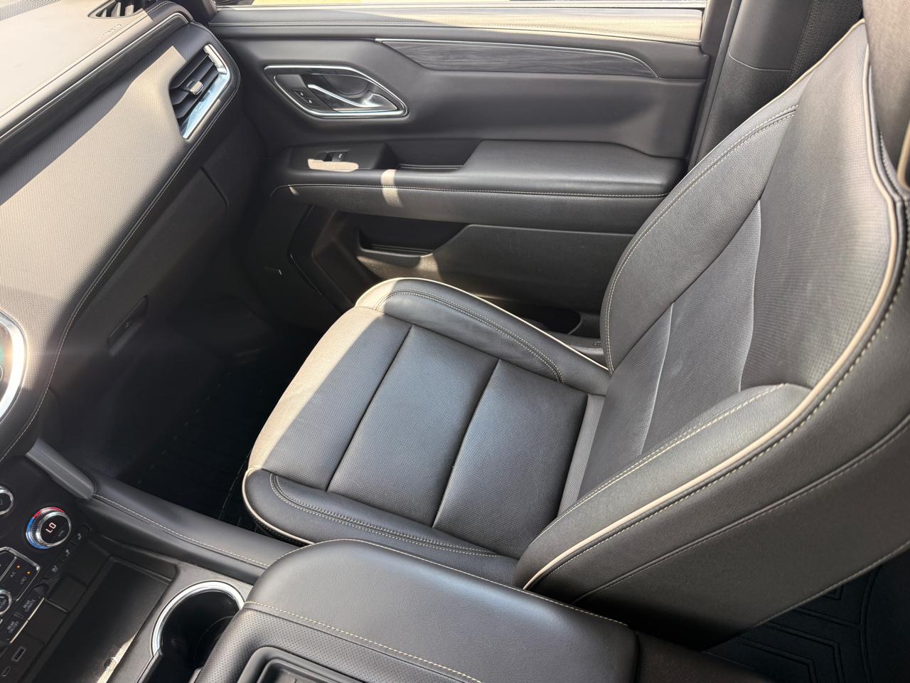 GMC Yukon SLT 2WD 2021