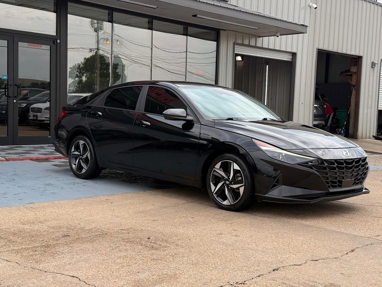 Hyundai Elantra SEL 2023