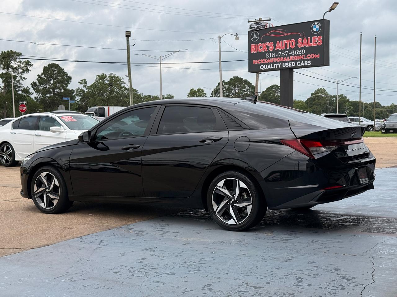 Hyundai Elantra SEL 2023