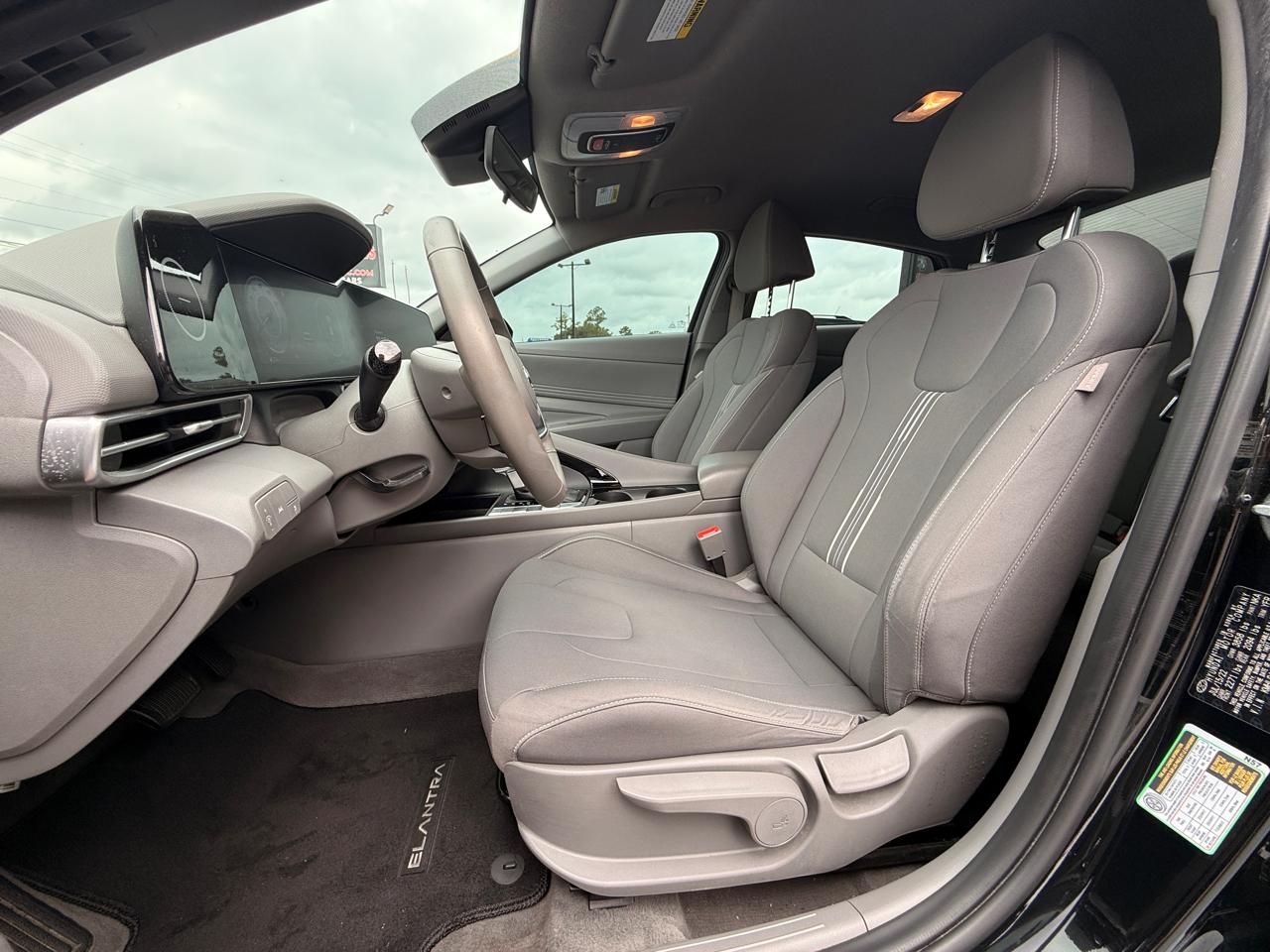 Hyundai Elantra SEL 2023