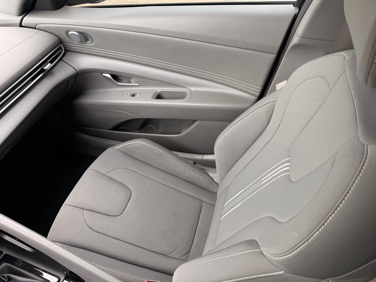 Hyundai Elantra SEL 2023