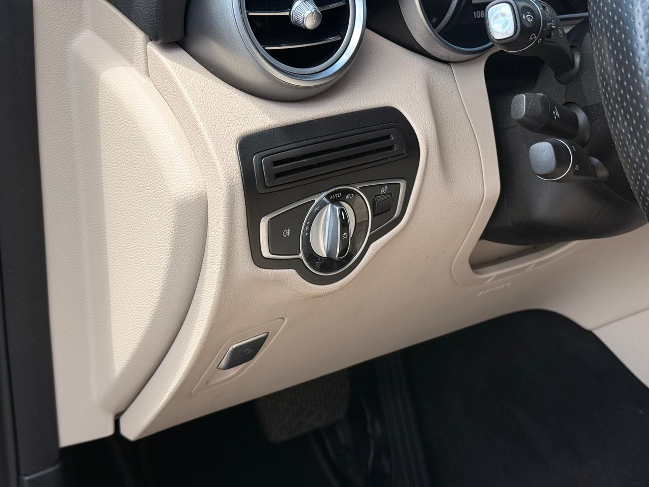 Mercedes-Benz GLC-Class GLC300 2016