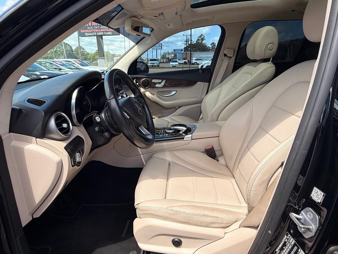 Mercedes-Benz GLC-Class GLC300 2016