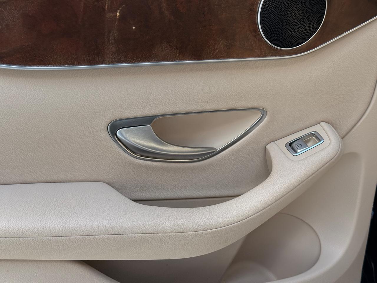 Mercedes-Benz GLC-Class GLC300 2016