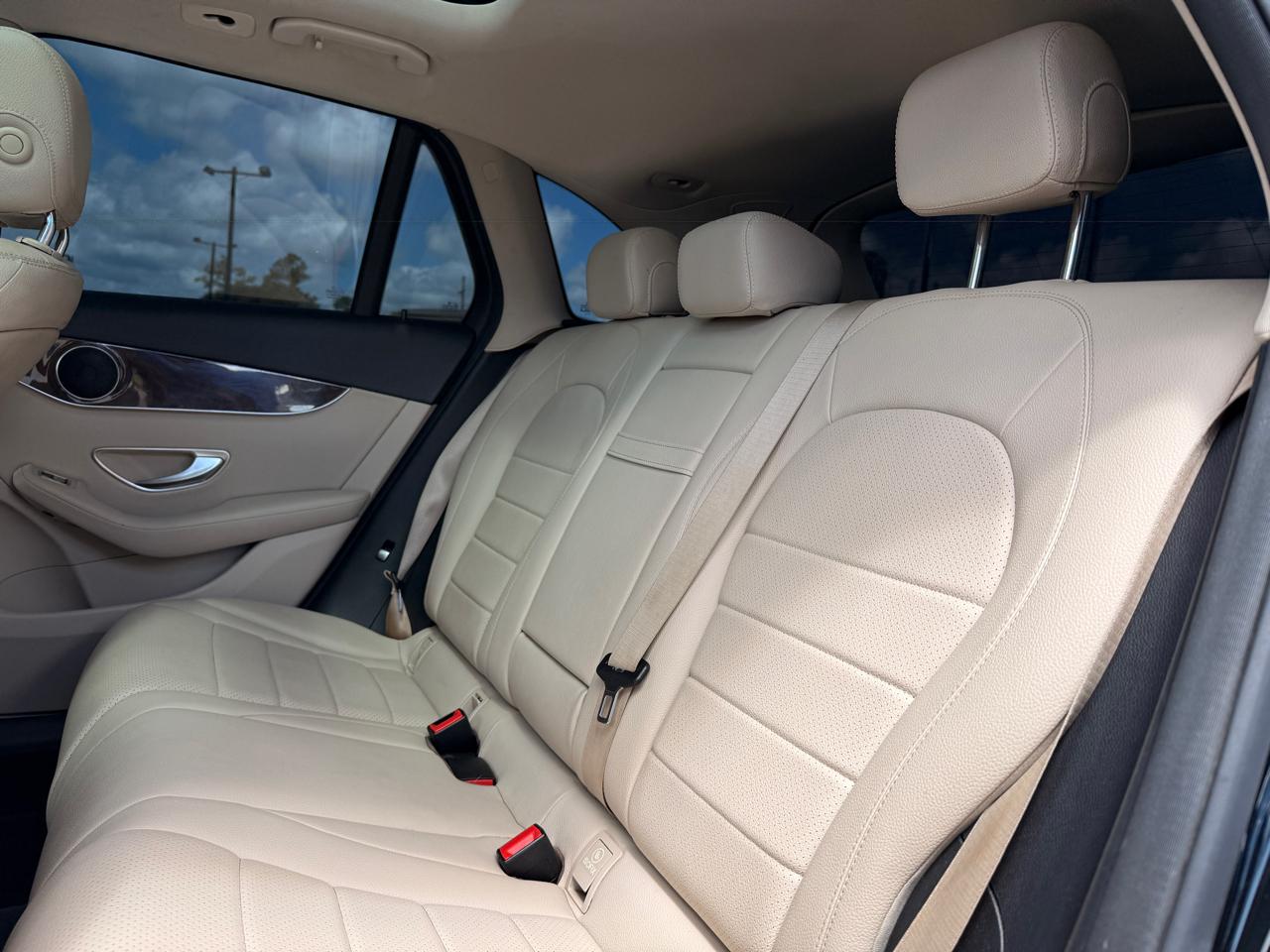 Mercedes-Benz GLC-Class GLC300 2016