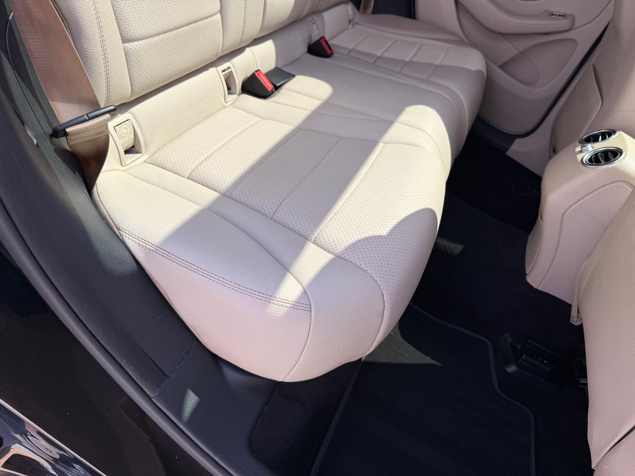 Mercedes-Benz GLC-Class GLC300 2016