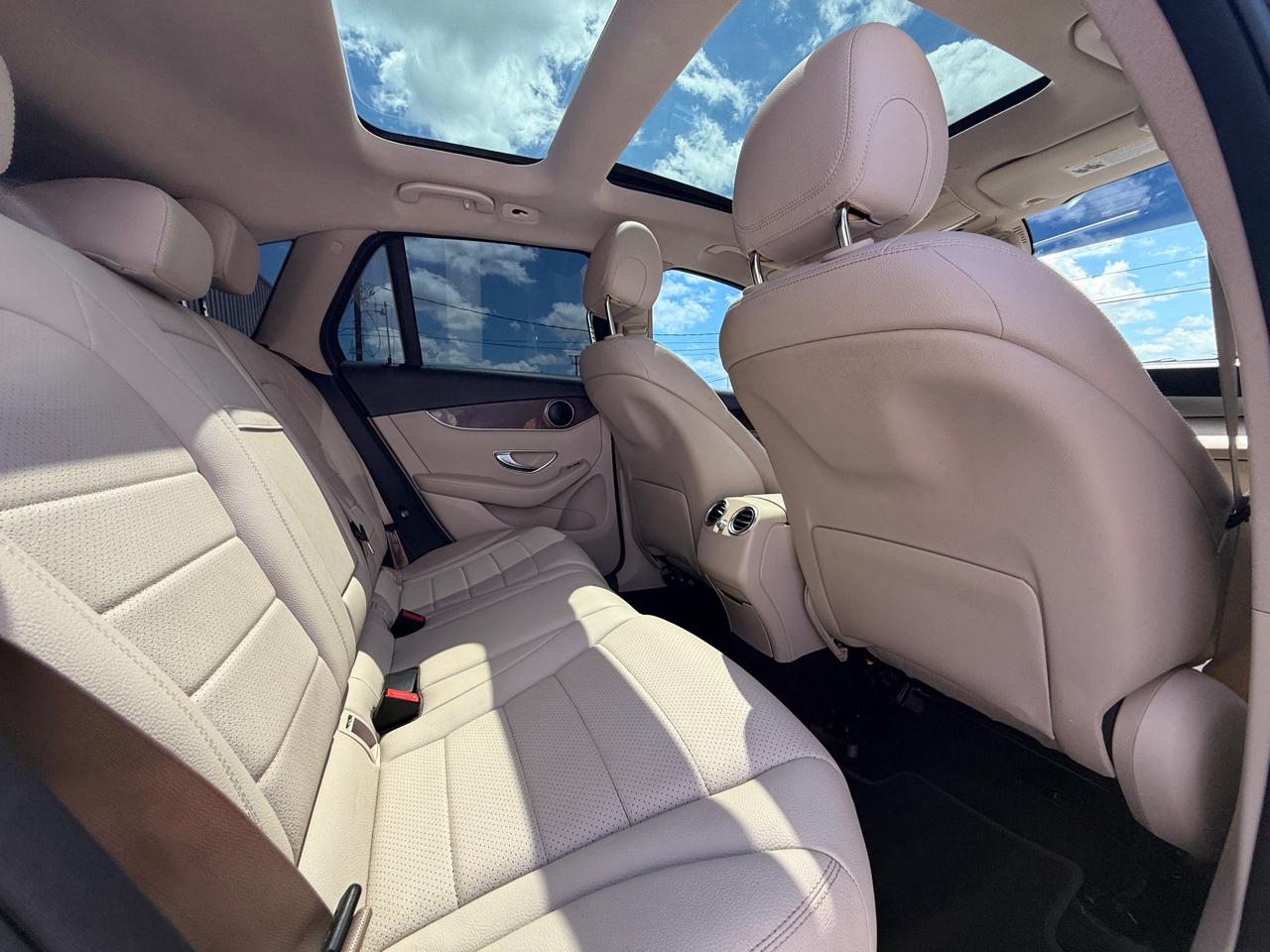 Mercedes-Benz GLC-Class GLC300 2016