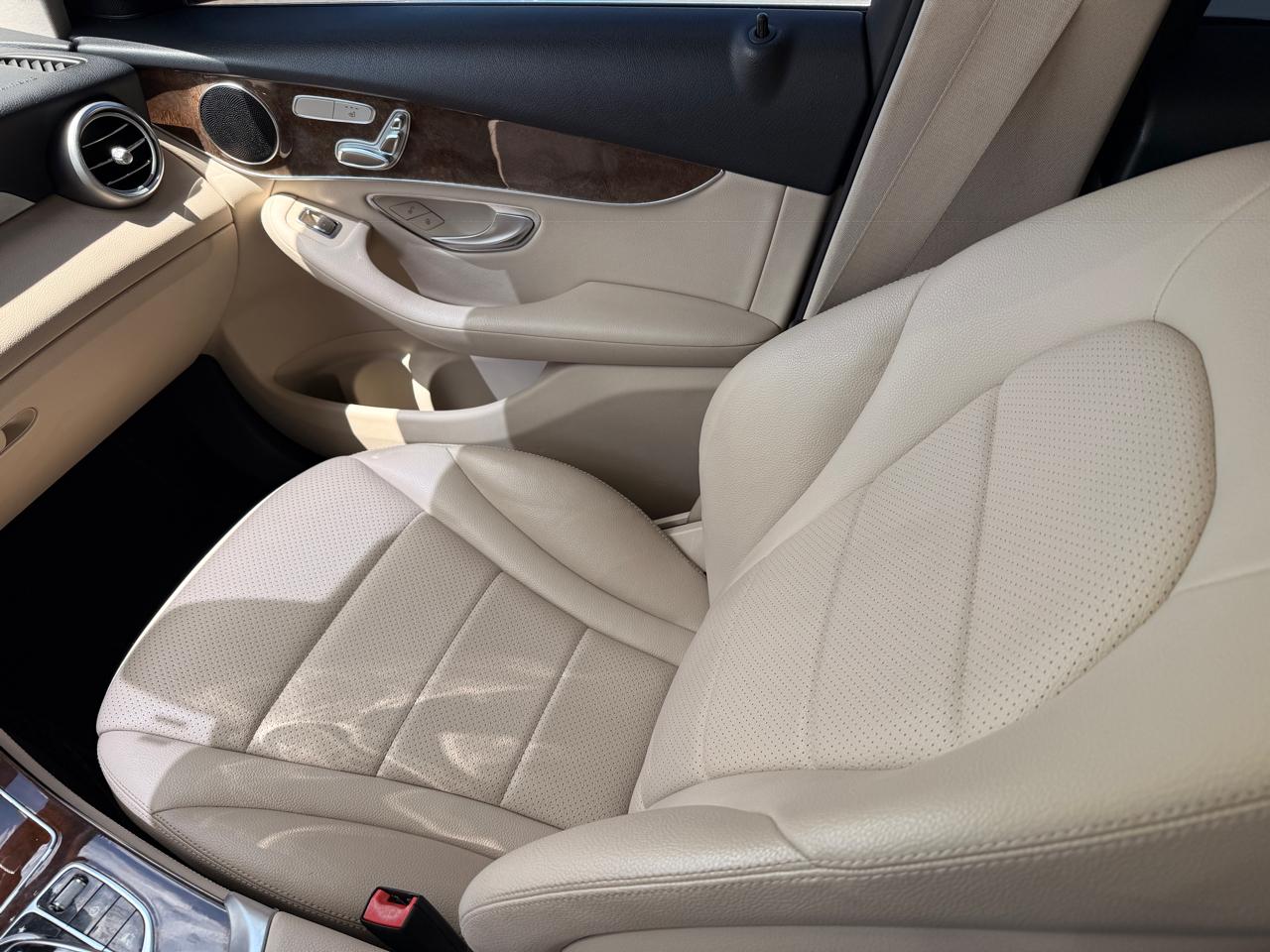 Mercedes-Benz GLC-Class GLC300 2016
