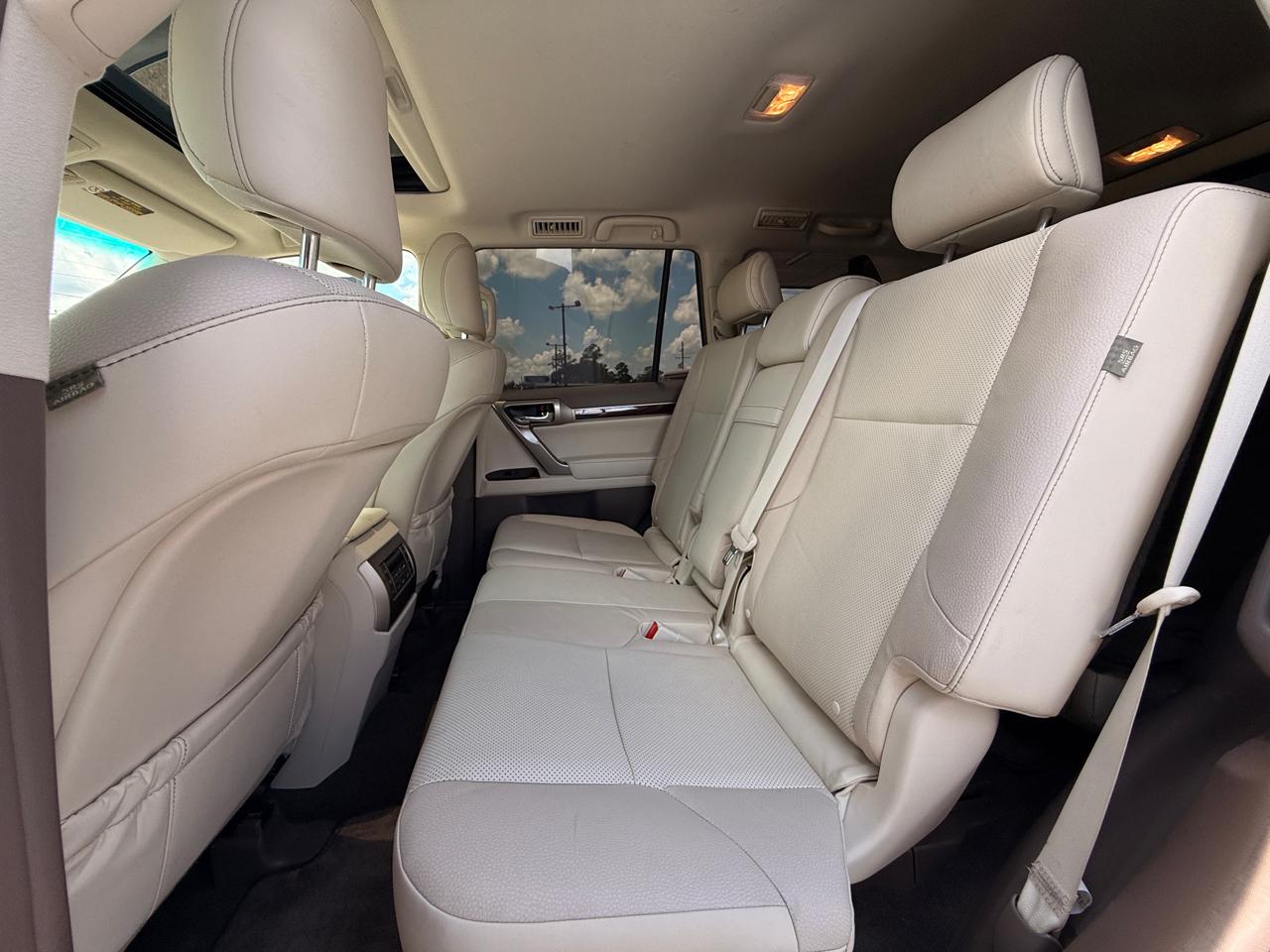 Lexus GX 460 Base 2019