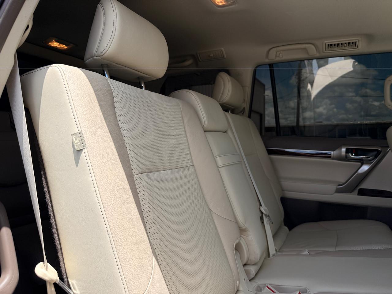Lexus GX 460 Base 2019