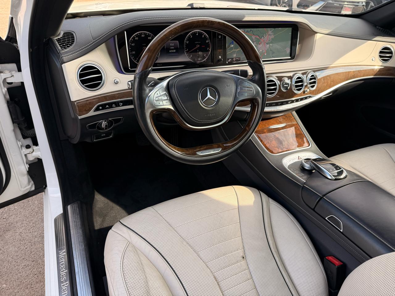 Mercedes-Benz S-Class S550 2015