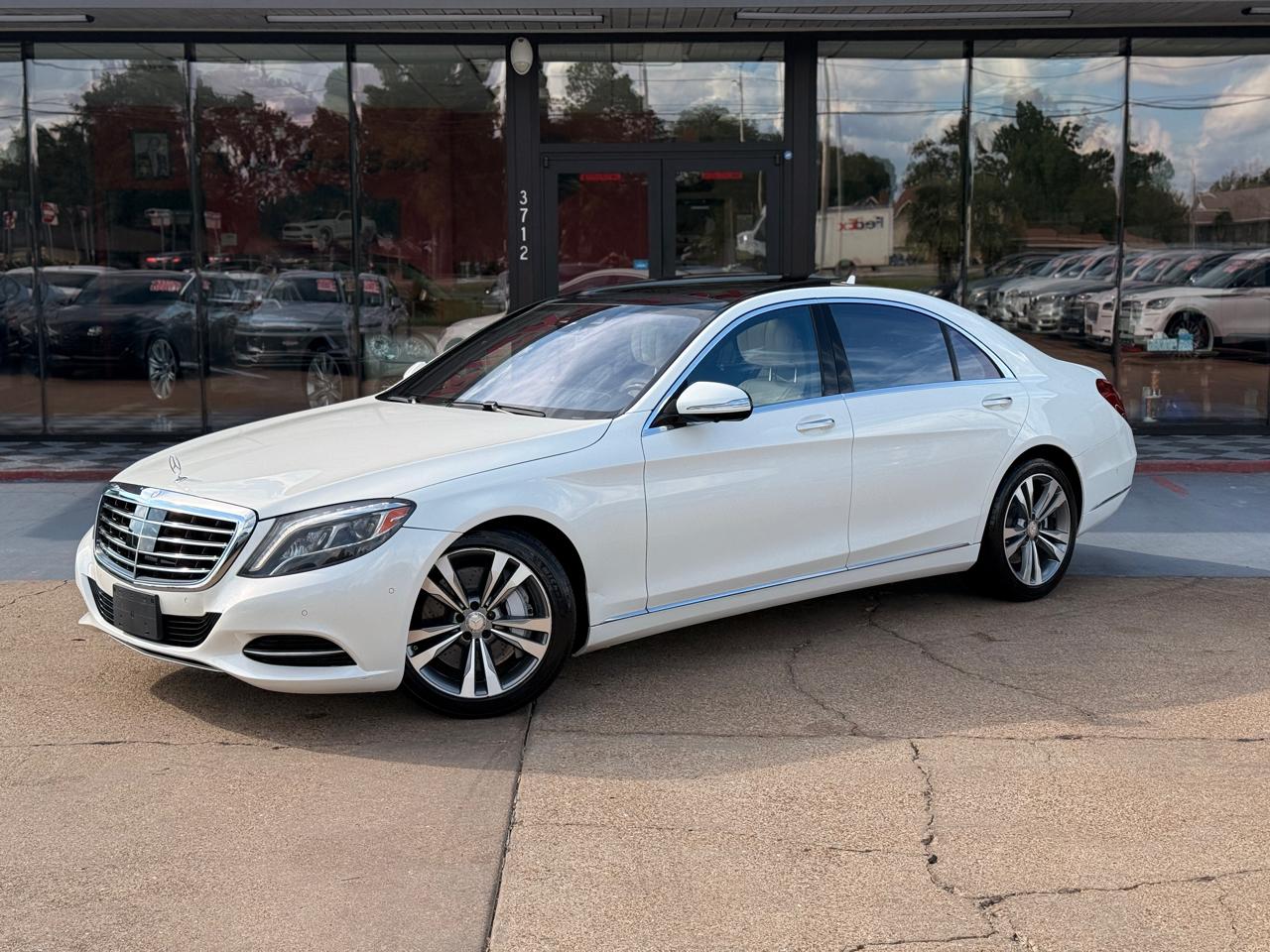 Mercedes-Benz S-Class S550 2015