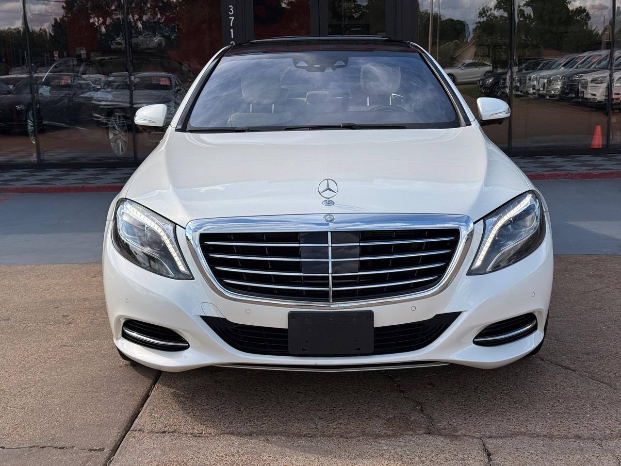 Mercedes-Benz S-Class S550 2015