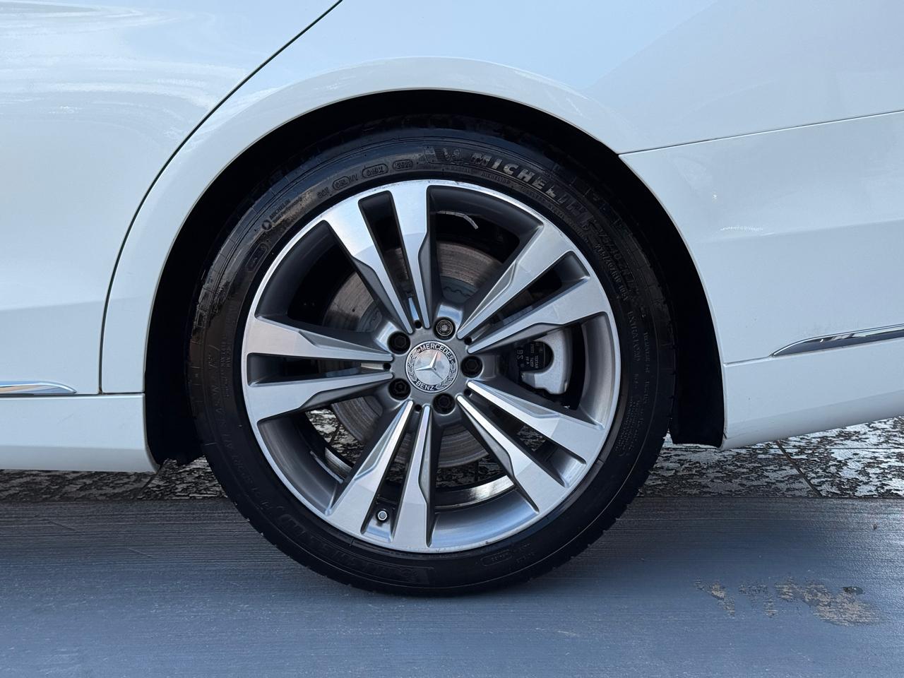 Mercedes-Benz S-Class S550 2015