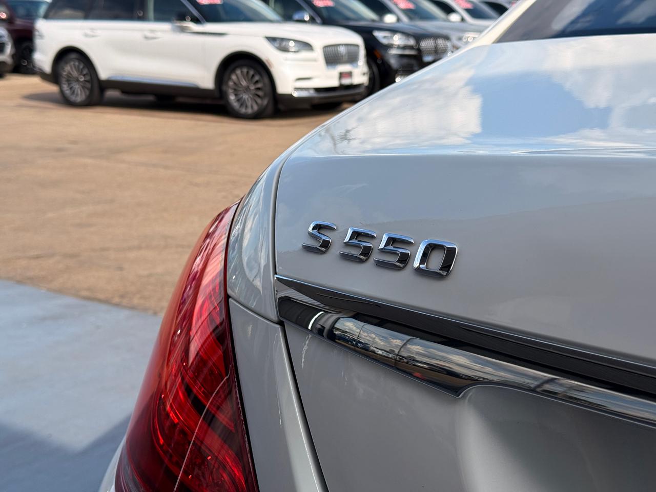 Mercedes-Benz S-Class S550 2015