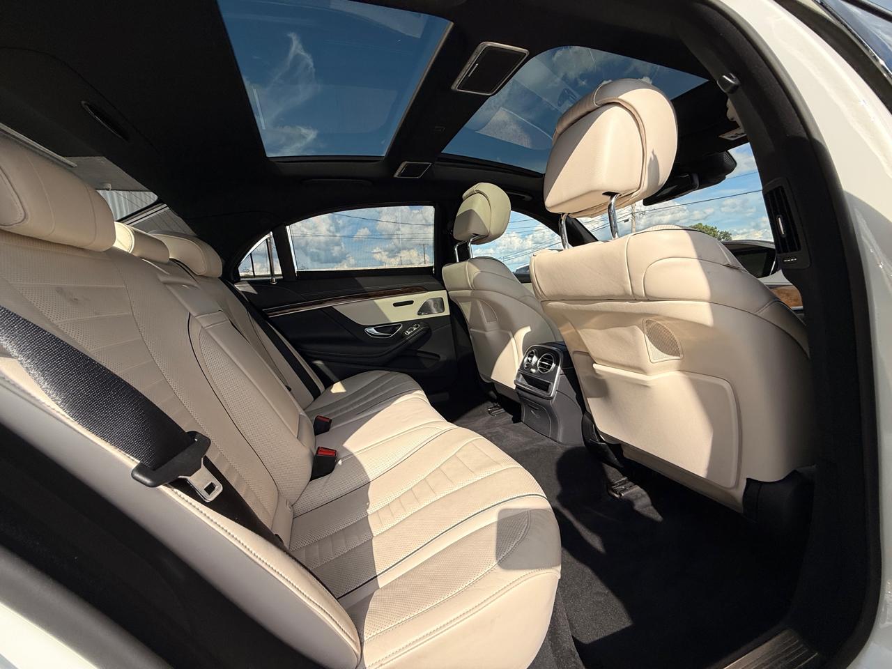 Mercedes-Benz S-Class S550 2015