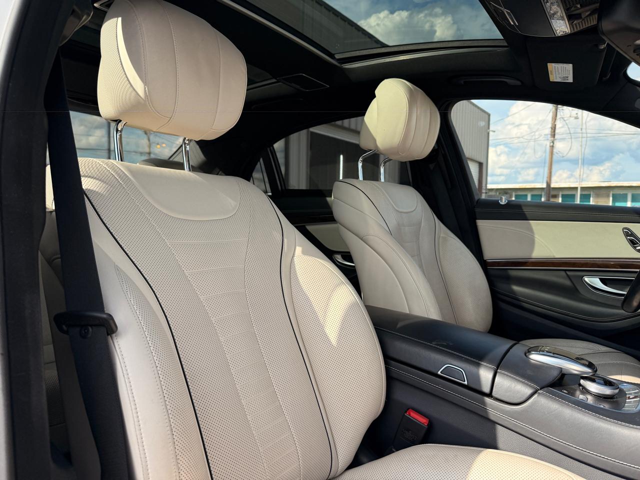 Mercedes-Benz S-Class S550 2015