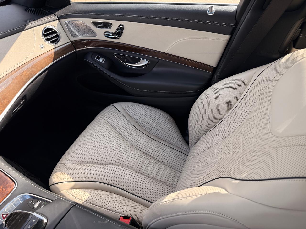 Mercedes-Benz S-Class S550 2015