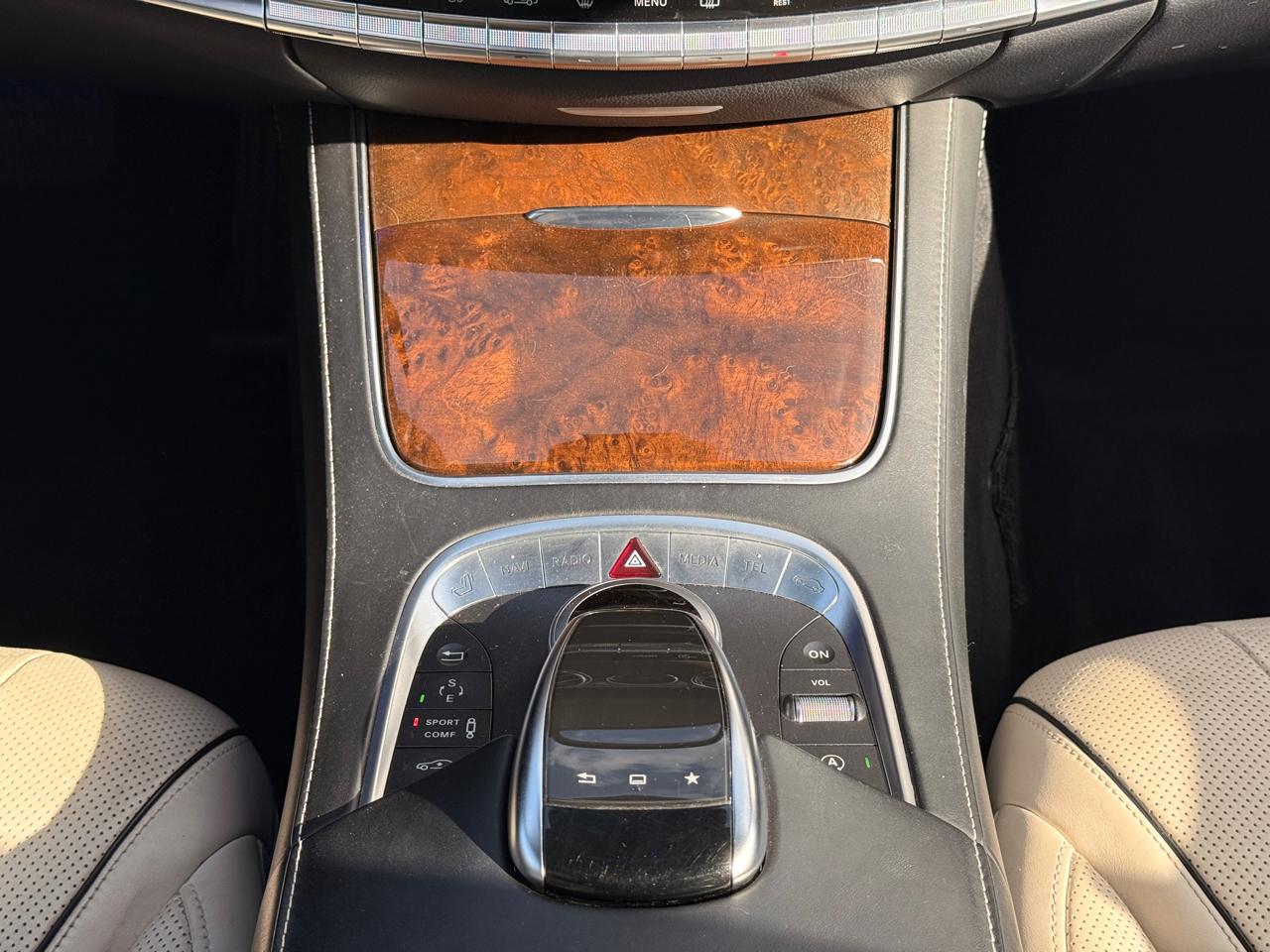Mercedes-Benz S-Class S550 2015