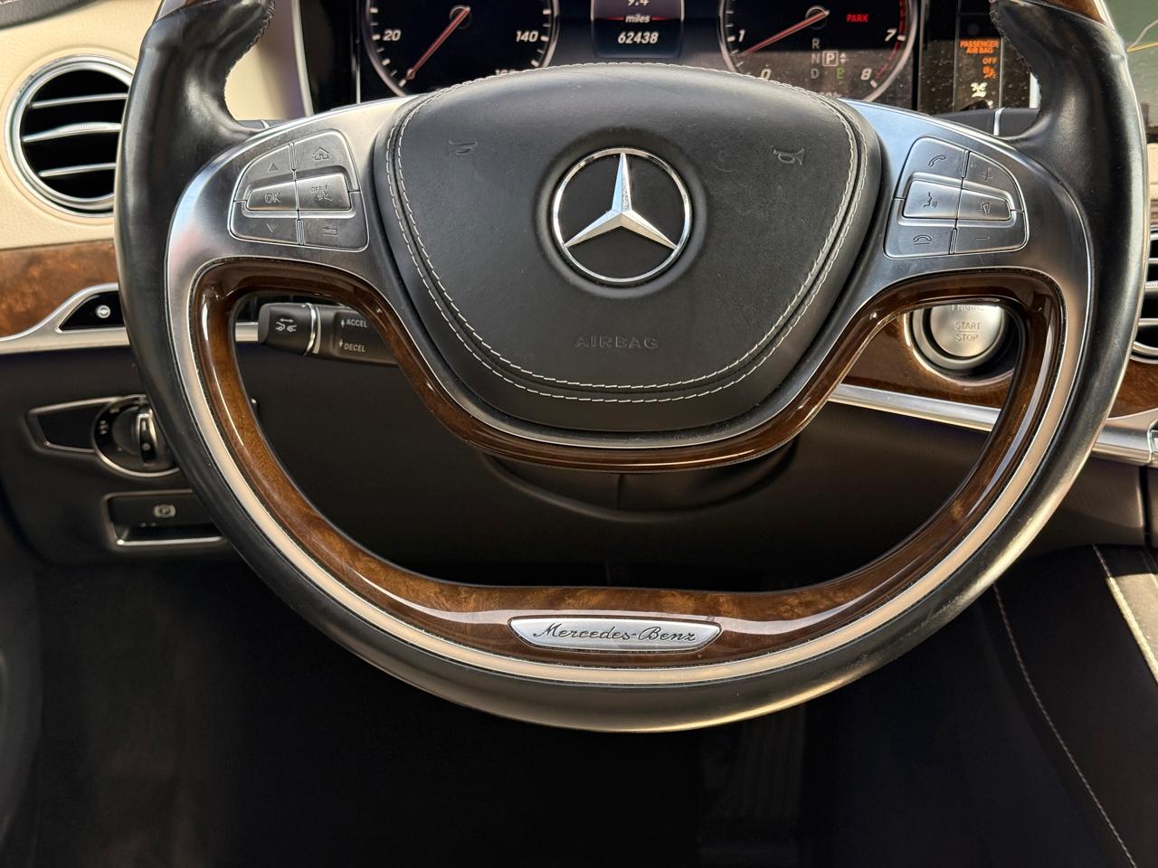 Mercedes-Benz S-Class S550 2015