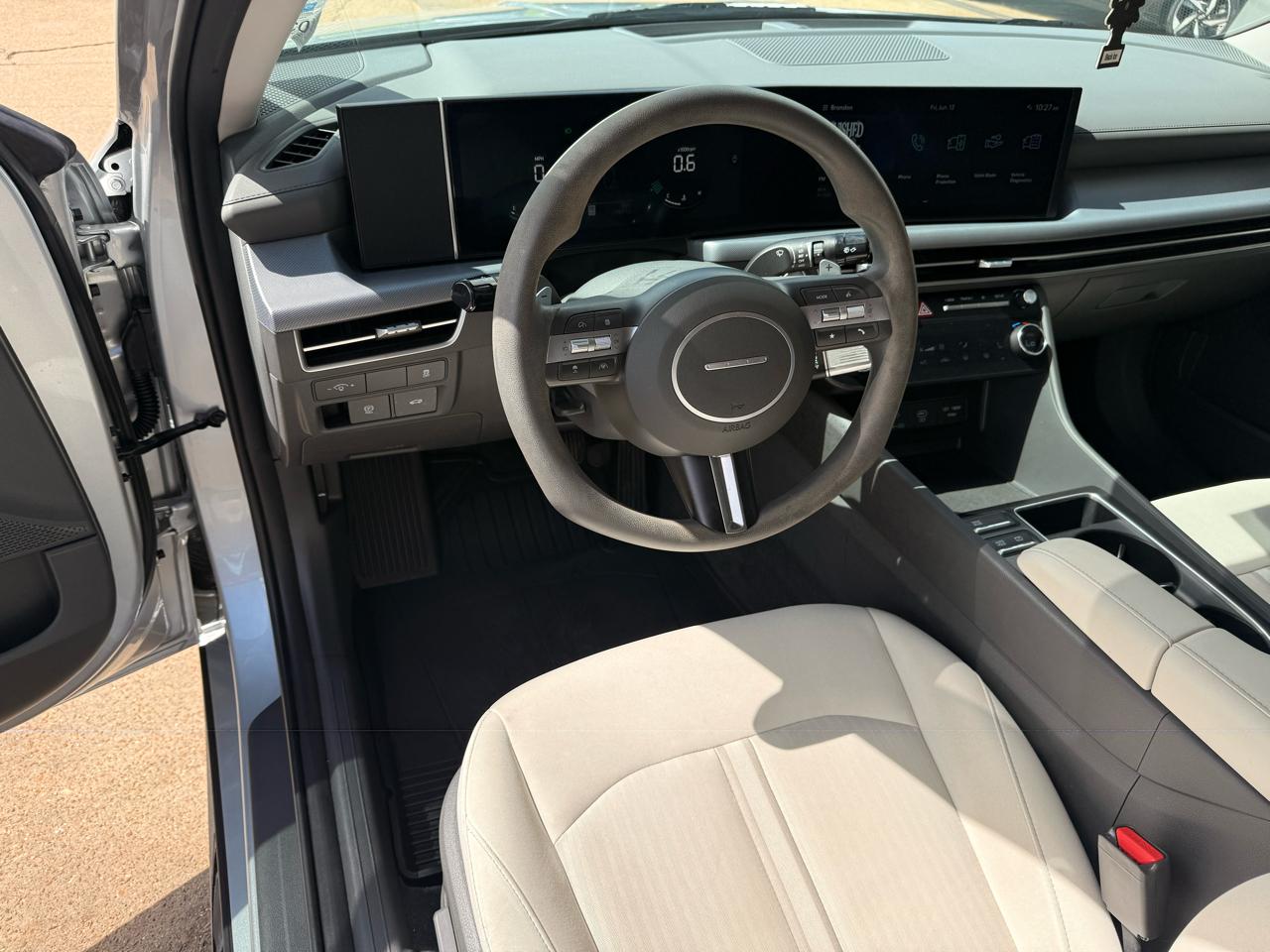 Hyundai Sonata SEL 2024