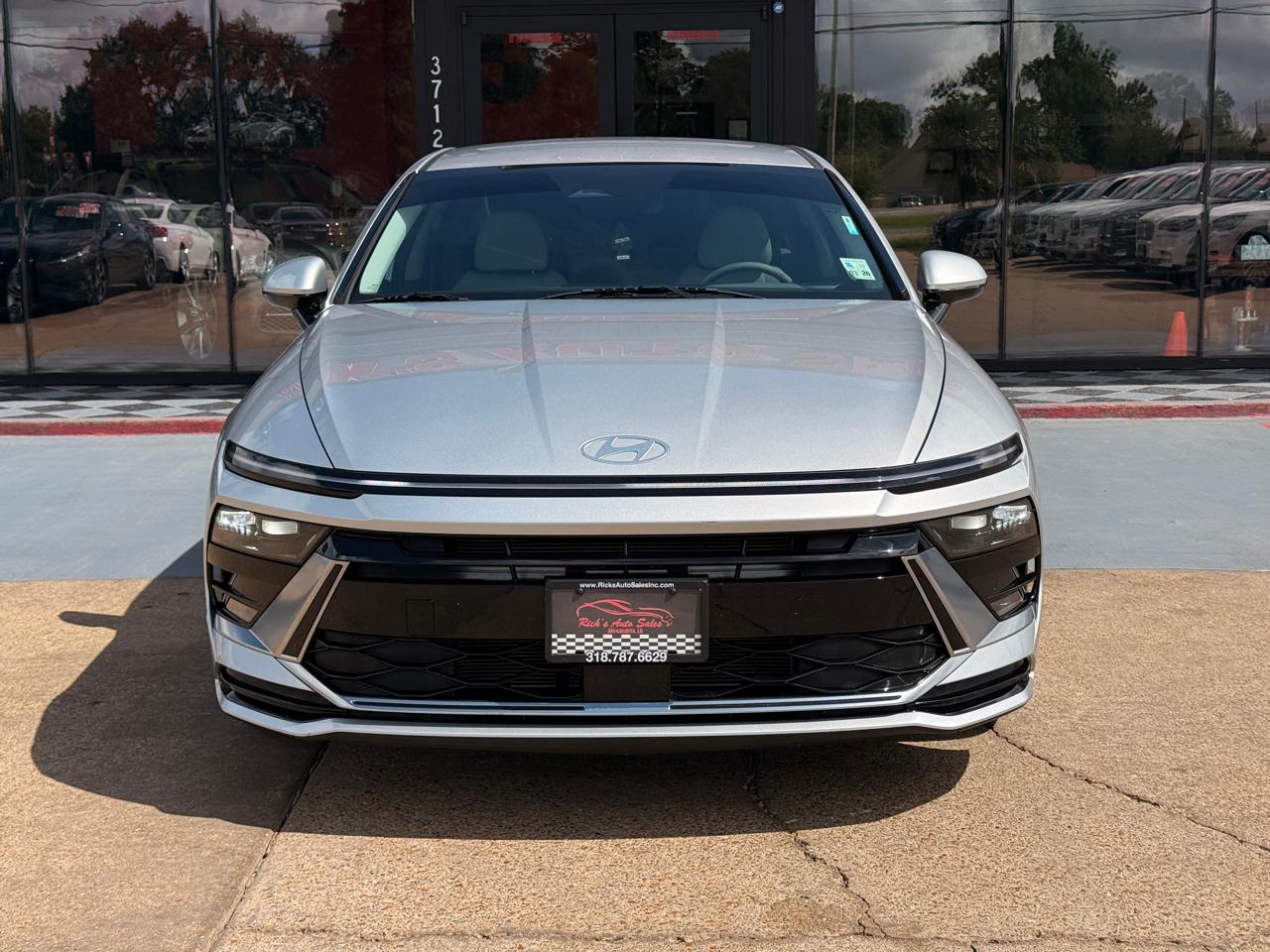 Hyundai Sonata SEL 2024