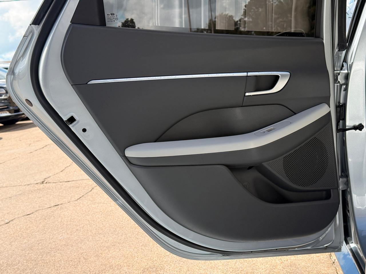 Hyundai Sonata SEL 2024