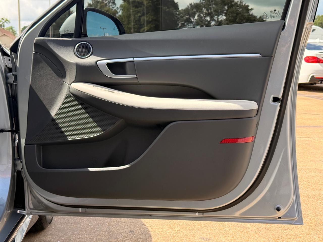 Hyundai Sonata SEL 2024