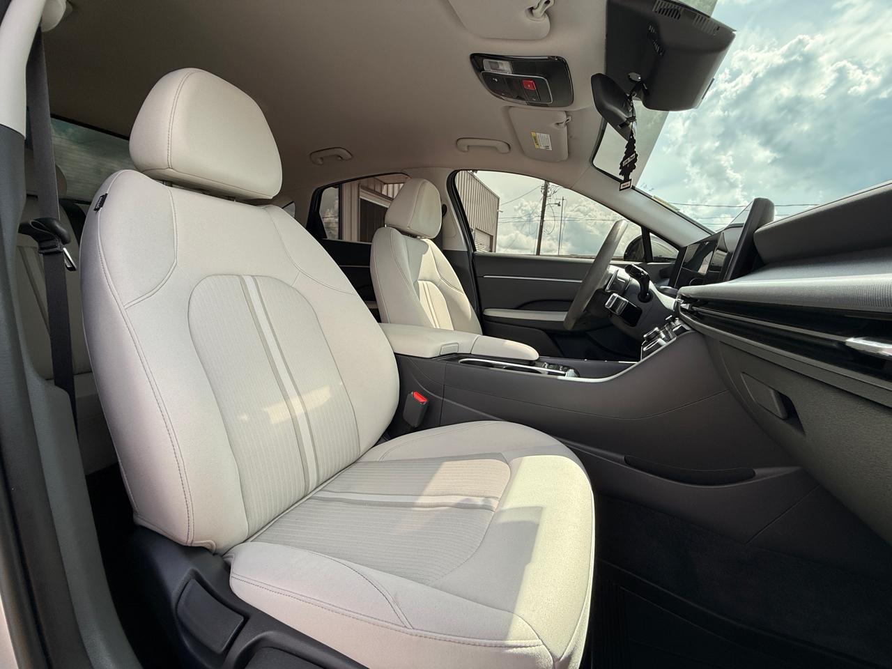 Hyundai Sonata SEL 2024