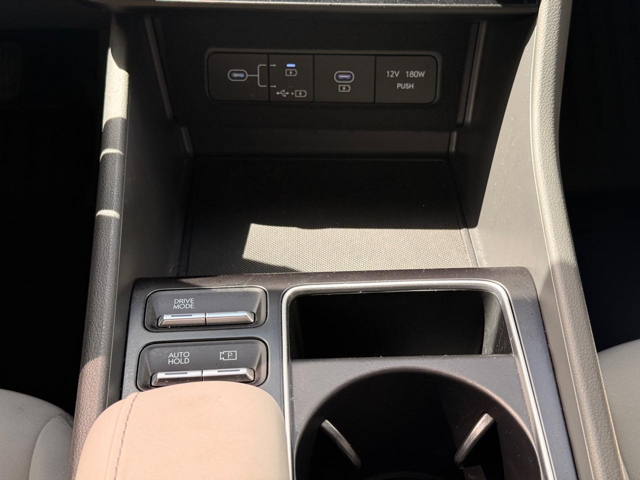 Hyundai Sonata SEL 2024