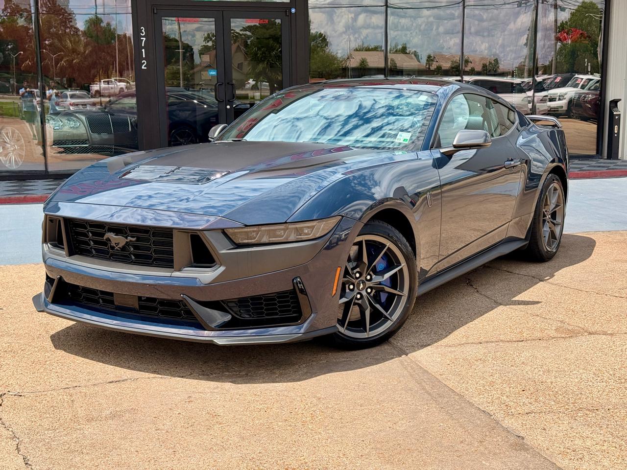 Ford Mustang Dark Horse 2024
