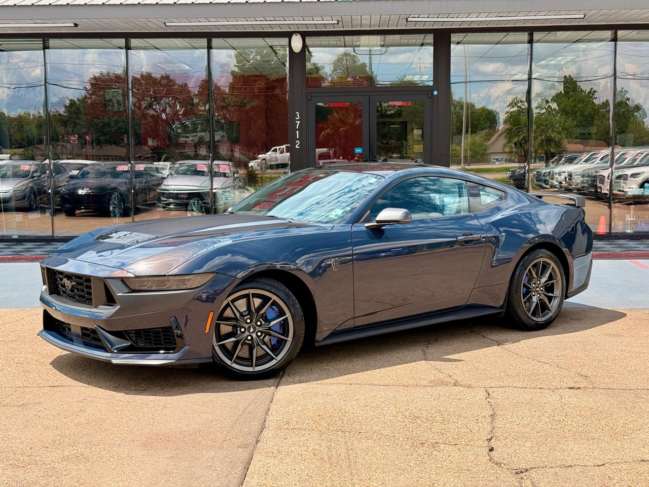 Ford Mustang Dark Horse 2024