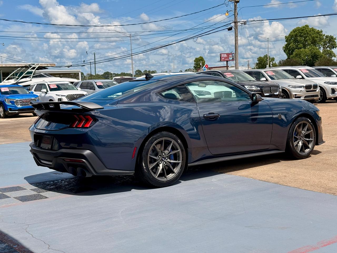 Ford Mustang Dark Horse 2024