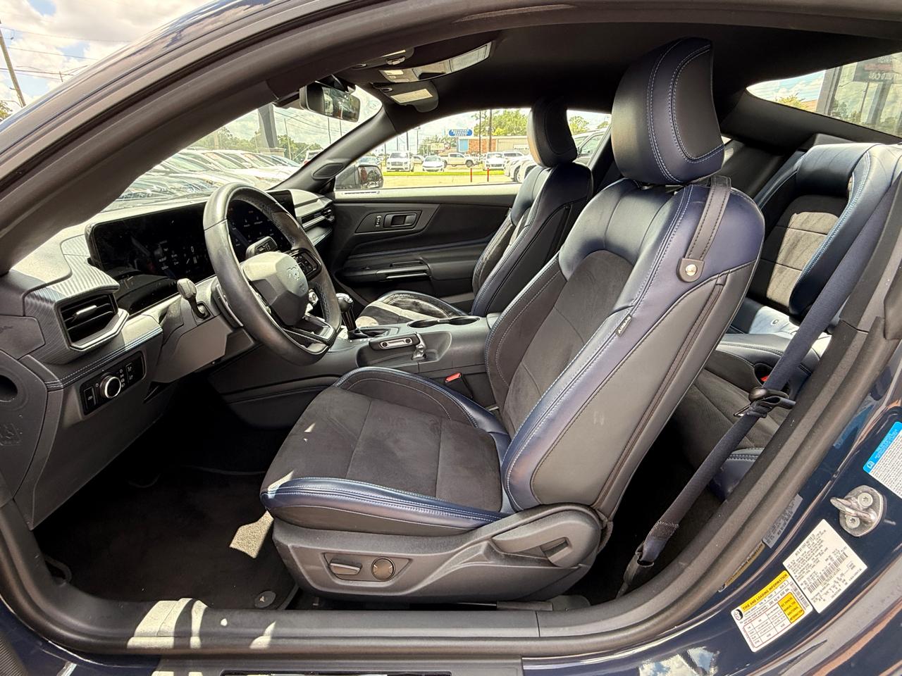 Ford Mustang Dark Horse 2024