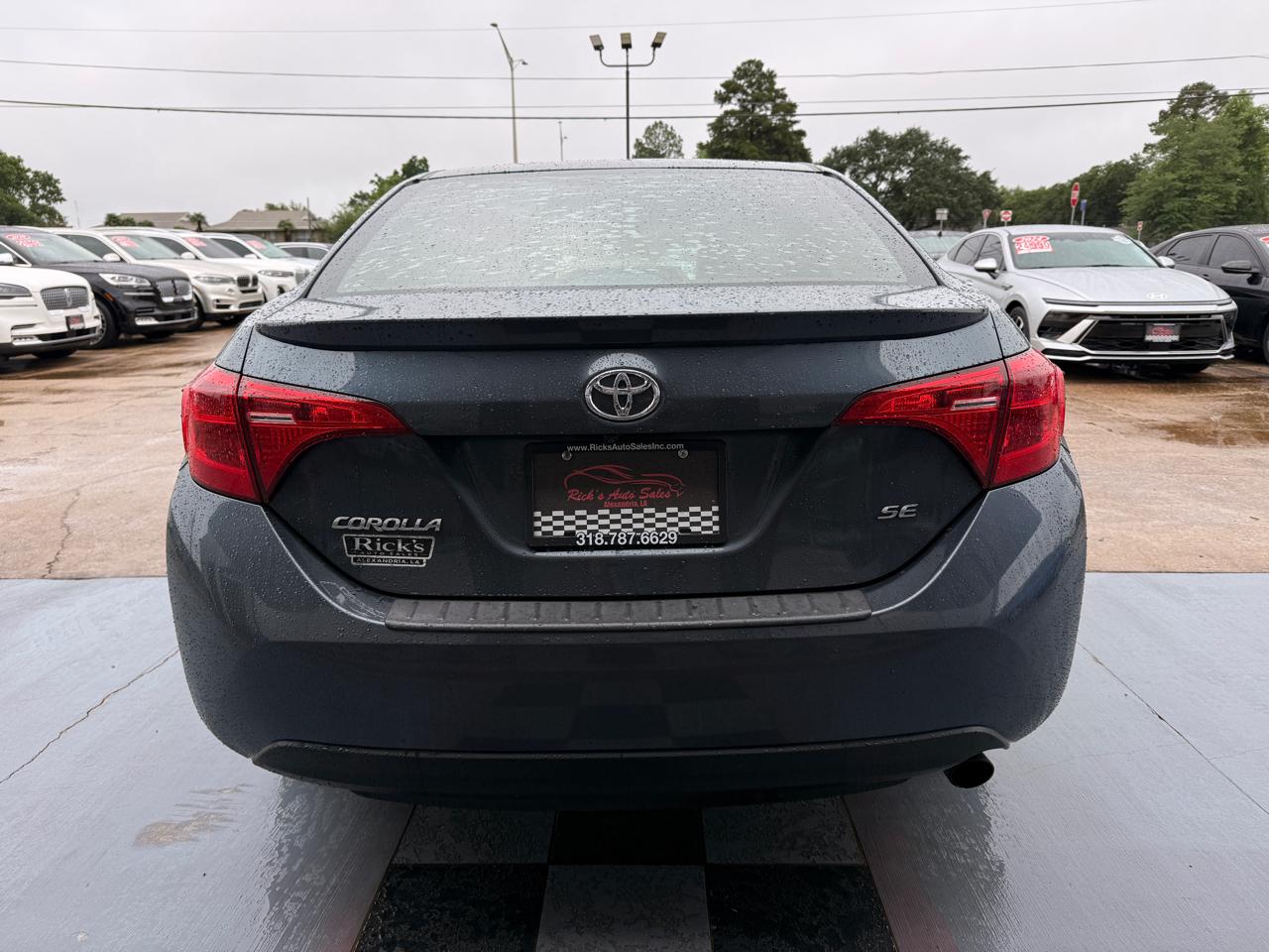 Toyota Corolla XLE CVT 2019
