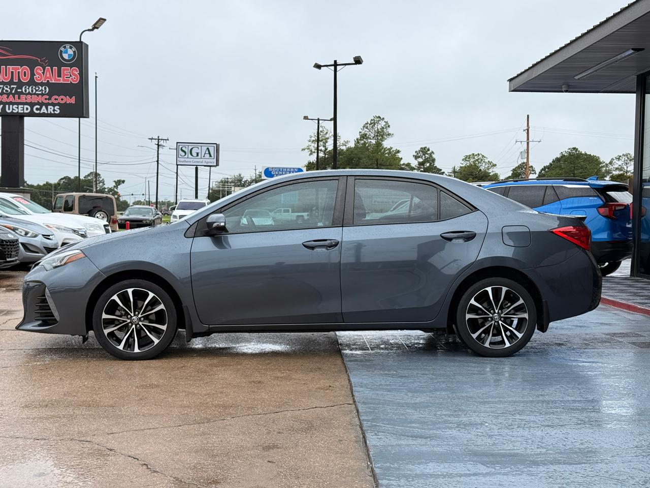 Toyota Corolla XLE CVT 2019