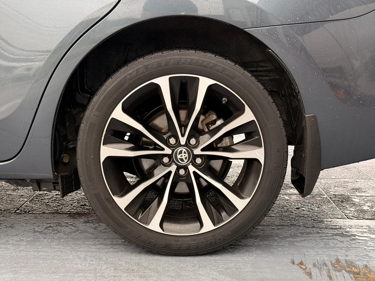 Toyota Corolla XLE CVT 2019
