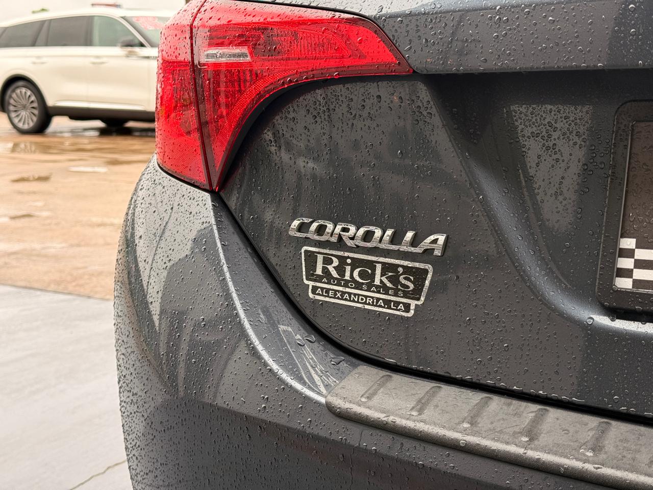 Toyota Corolla XLE CVT 2019