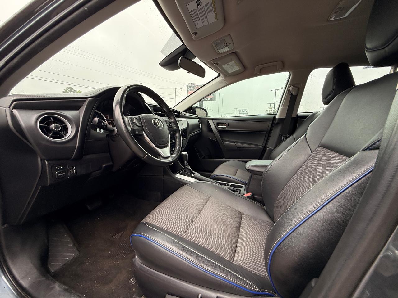 Toyota Corolla XLE CVT 2019
