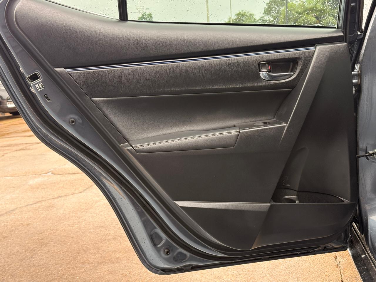 Toyota Corolla XLE CVT 2019