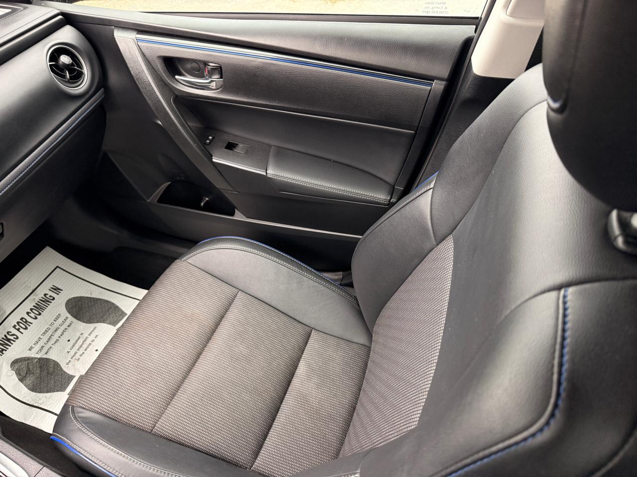 Toyota Corolla XLE CVT 2019