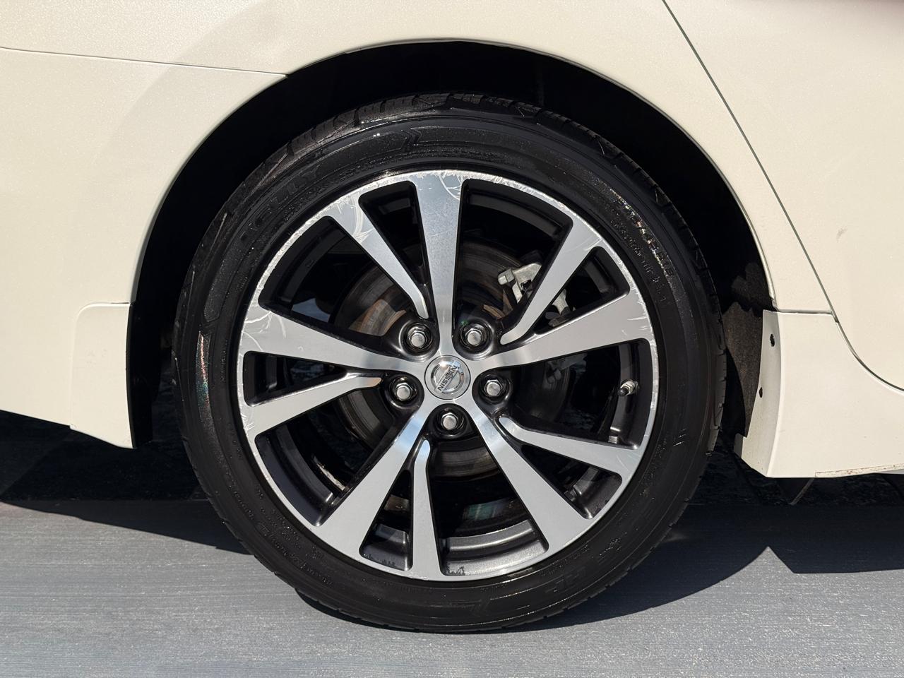 Nissan Maxima 3.5 S 2017