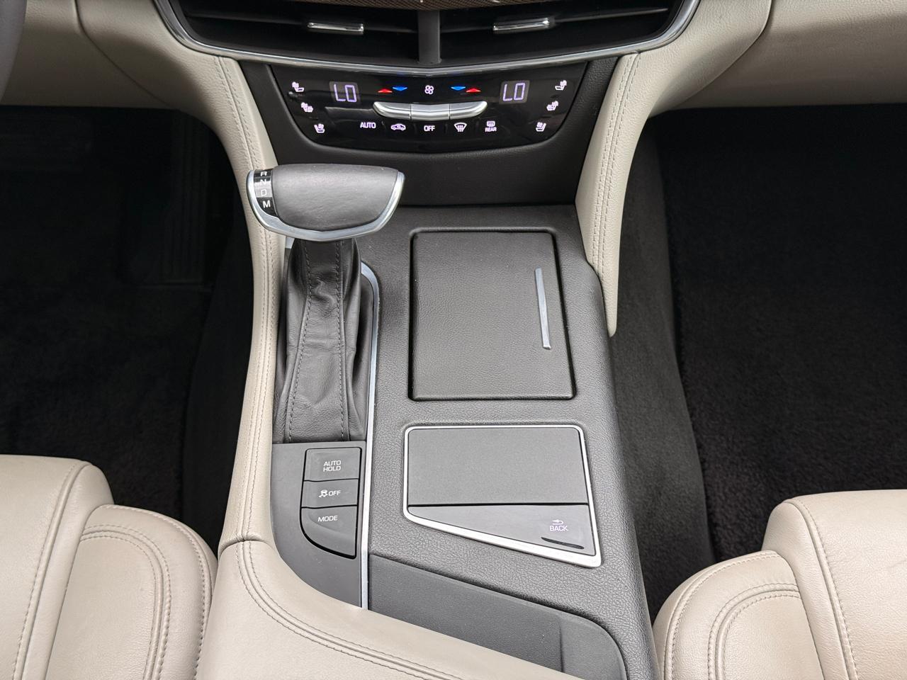 Cadillac CT6 2.0L Luxury 2017