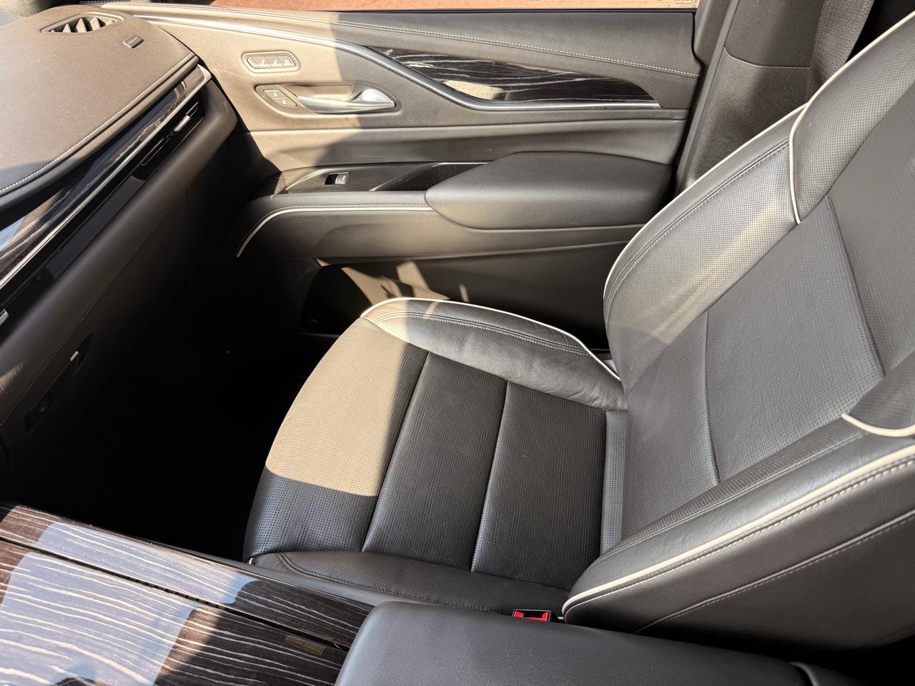 Cadillac Escalade Sport AWD 2021