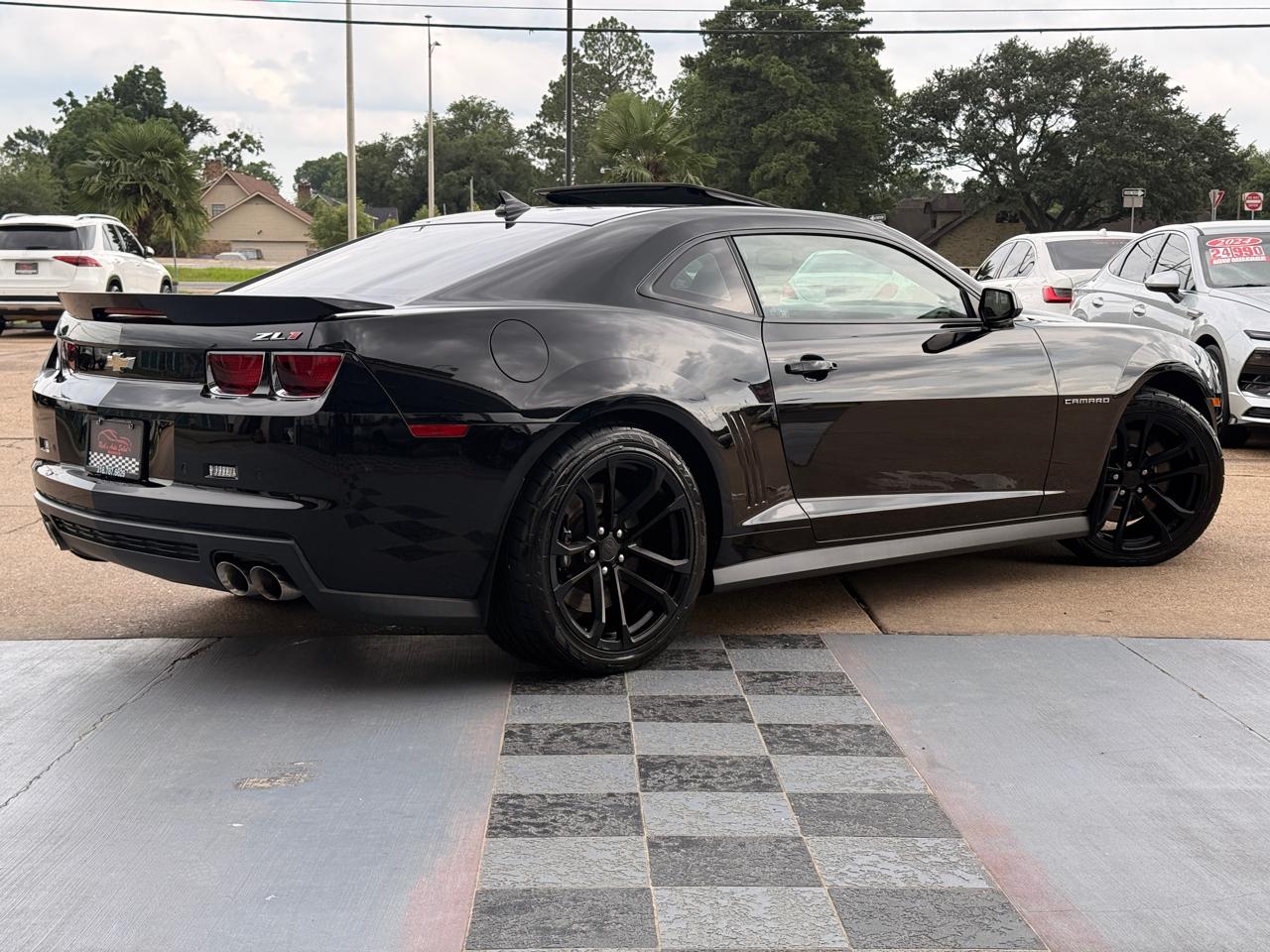 Chevrolet Camaro ZL1 2012
