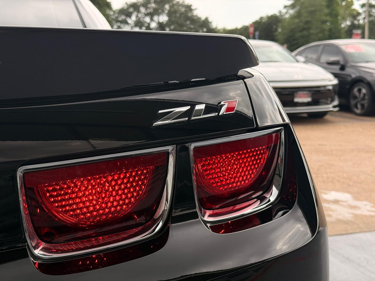 Chevrolet Camaro ZL1 2012