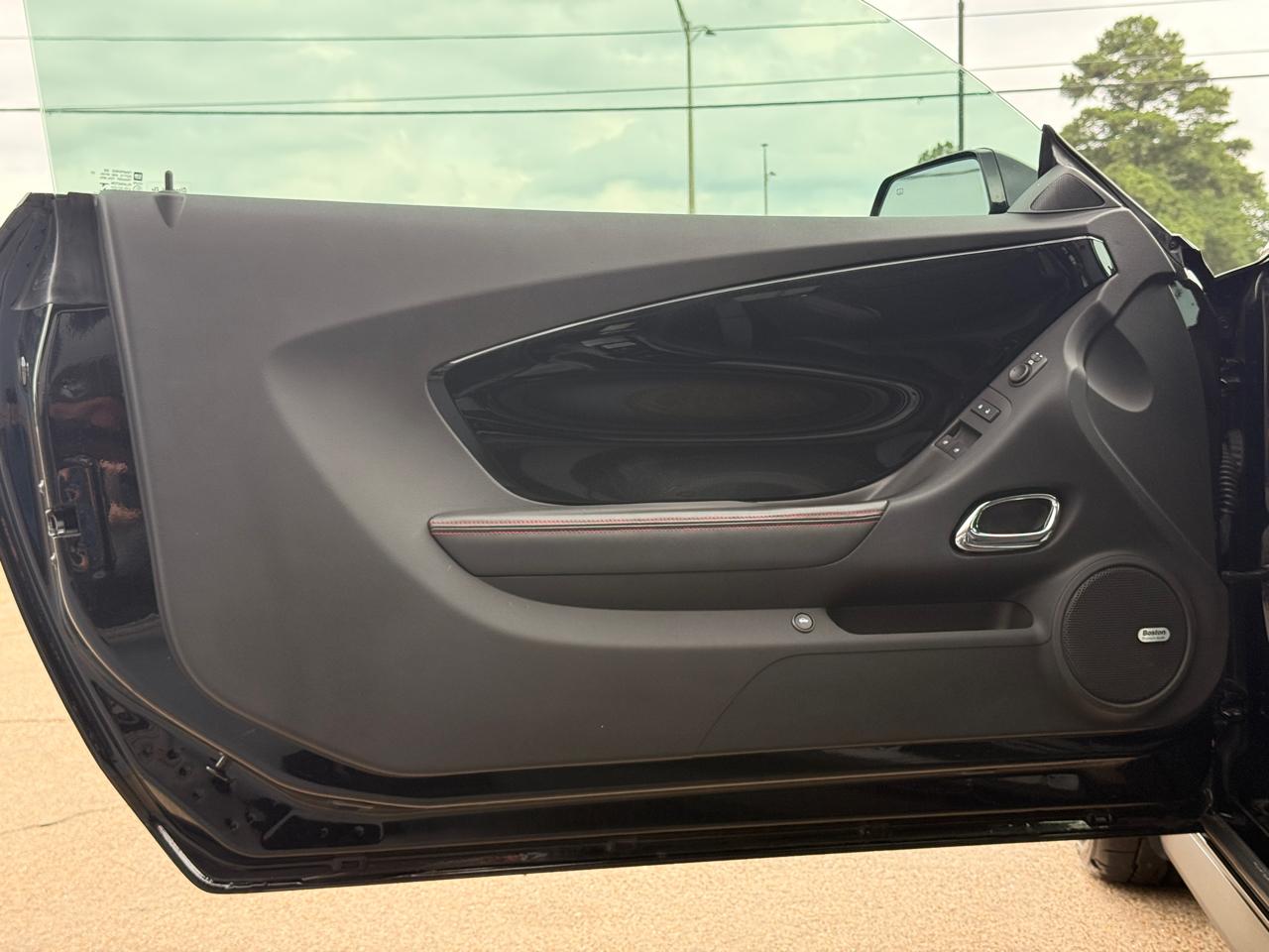 Chevrolet Camaro ZL1 2012