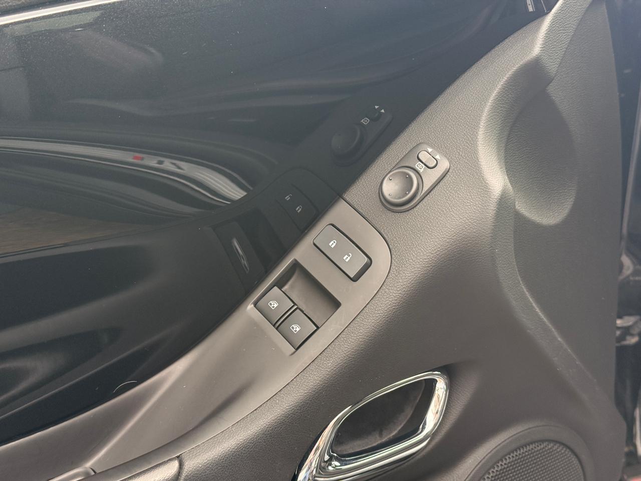 Chevrolet Camaro ZL1 2012